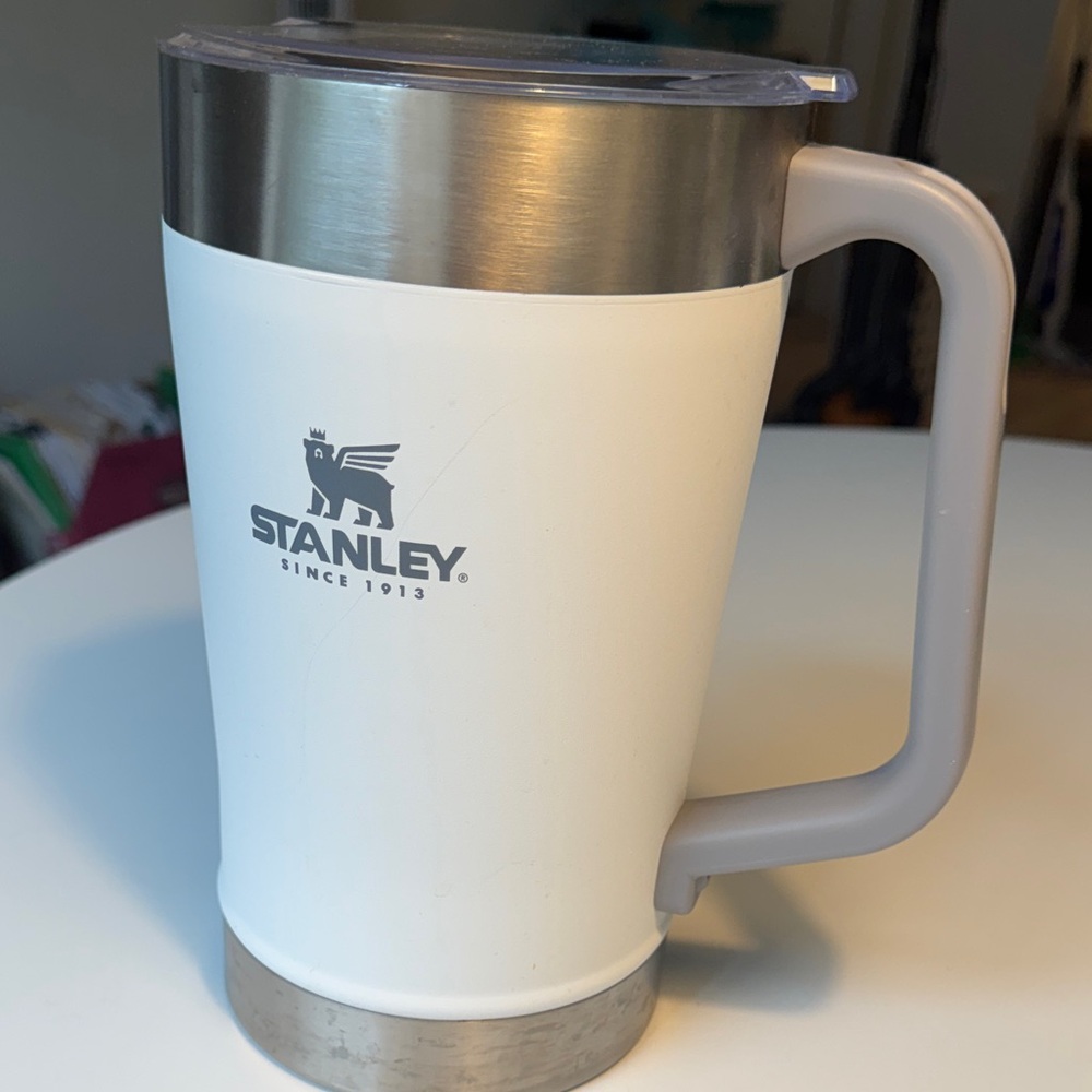 Stanley Silver Stainless Steel Jug with Handle-64oz